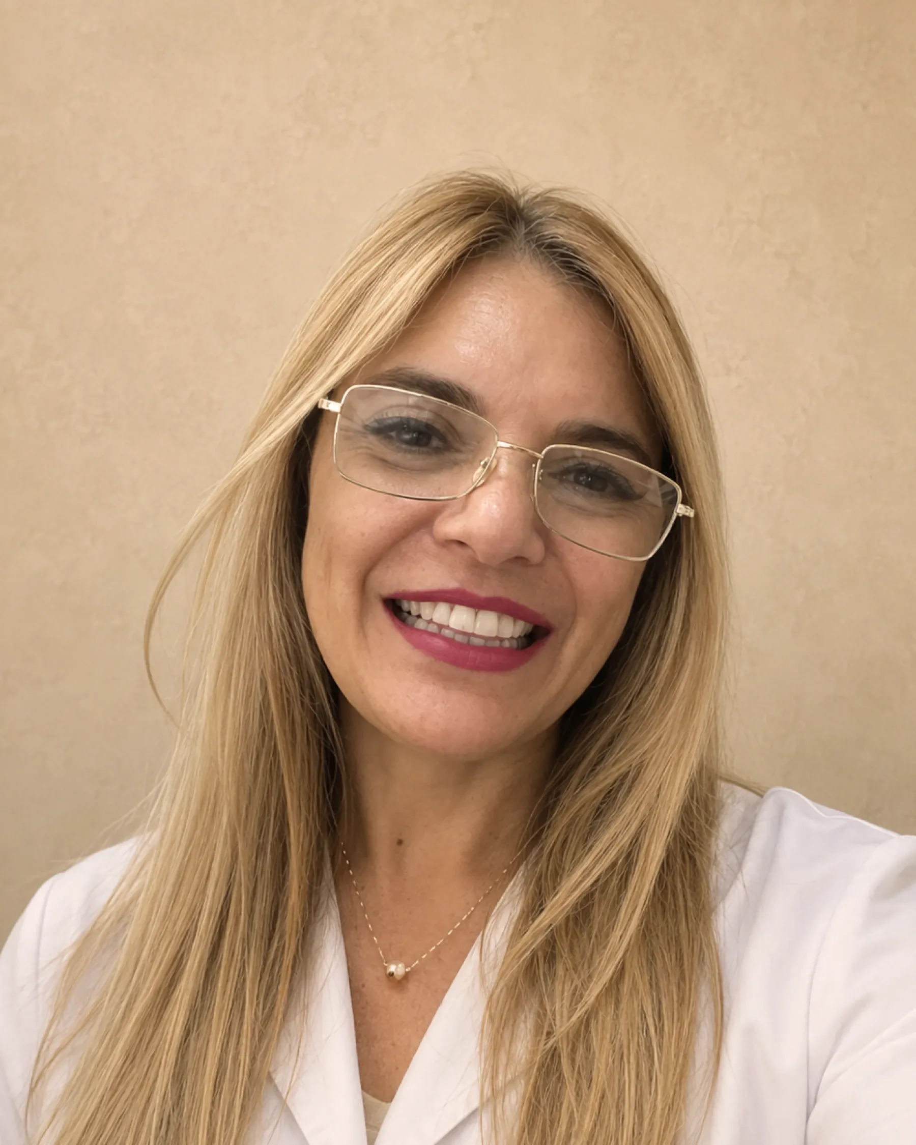 Retrato de Lic. Sandra Gonzalez Vanetta, nutrición.