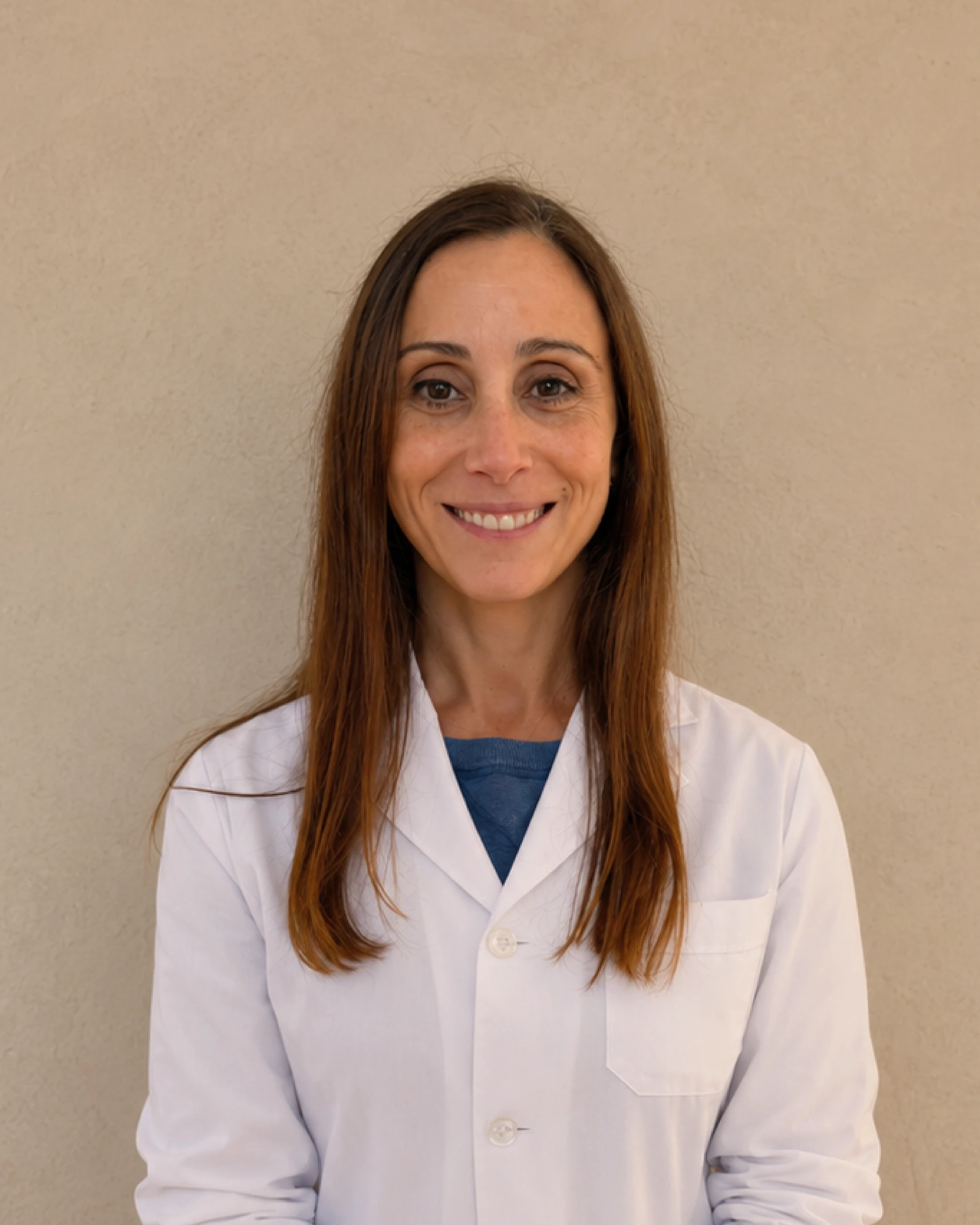 Retrato de Dra. Ayelen Farbman, infectología.