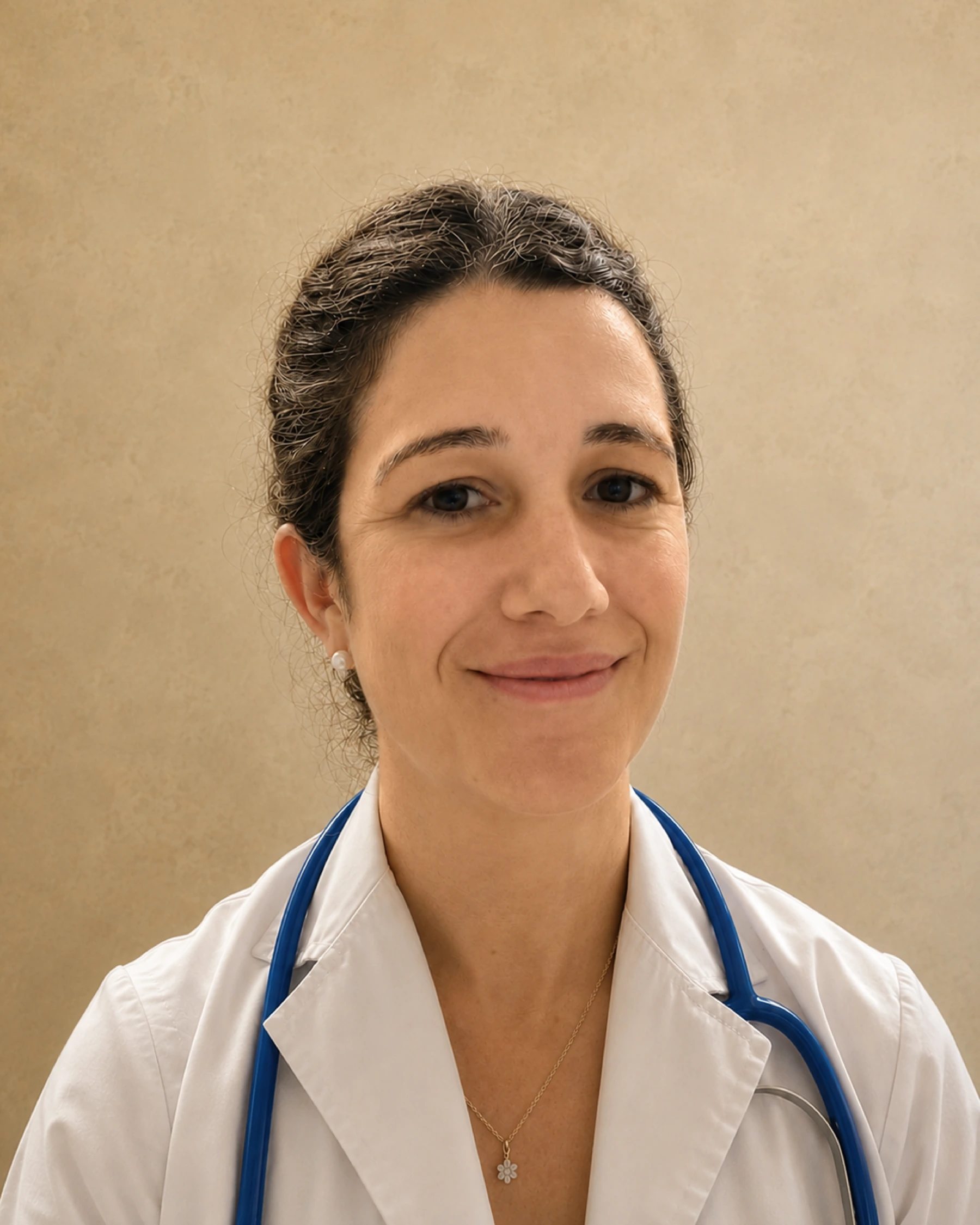 Retrato de Dra. Mercedes Vilariño Oviedo, pediatría.
