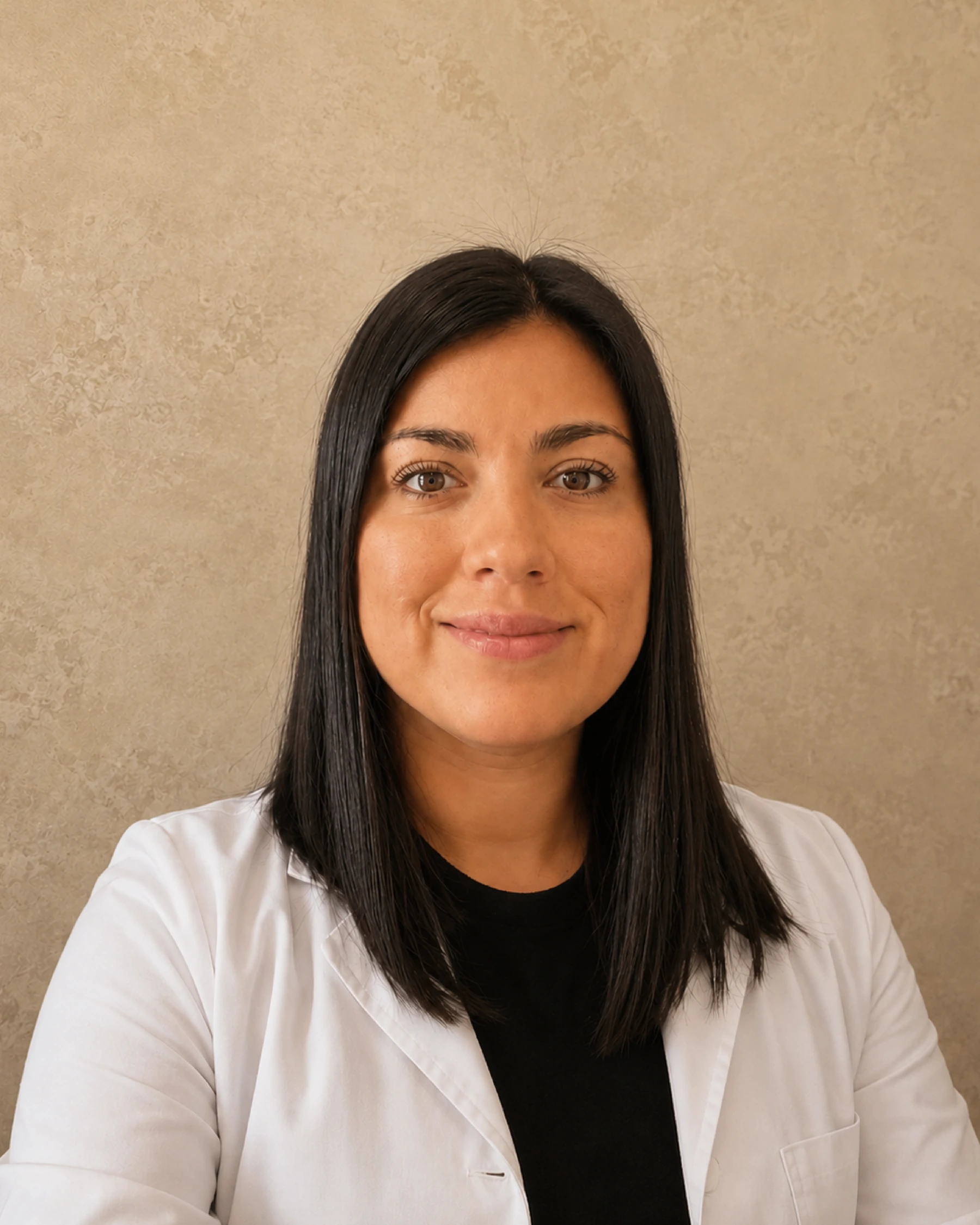 Retrato de Dra. Milagros Casares, medicina familiar.